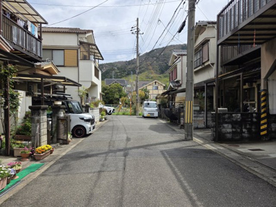 【前面道路含む現地写真】 | 山科区大塚元屋敷町　中古戸建（賃貸オーナーチェンジ）