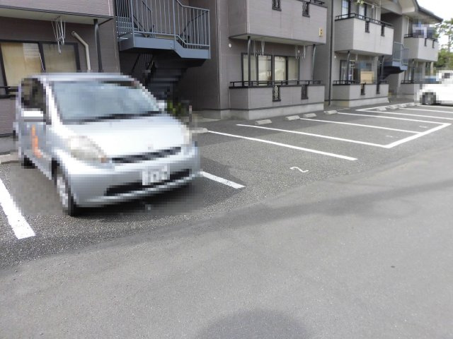 エクセルコートAの駐車場