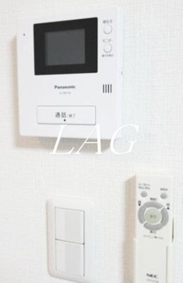 【セキュリティ】 | フィオリスタ | モニター付きインターホンになります。