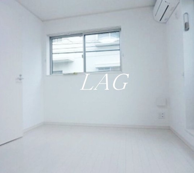 【居間・リビング】 | シャンテお花茶屋 | 洋室のお部屋です。