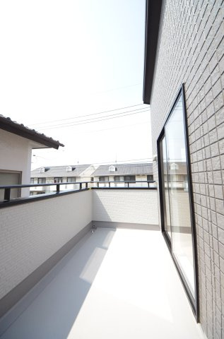 向洋新町二丁目のバルコニー|バルコニーは二か所あります