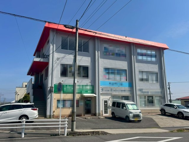 東郷町 若草ビルの外観