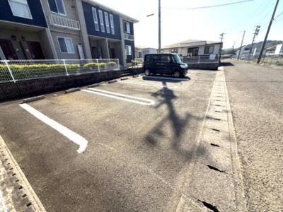 【駐車場】 | カーサ　フェリーチェ　Ａ