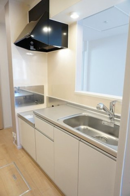 【キッチン】 | アルカーサⅡ | コンパクトなキッチンで掃除もラクラク