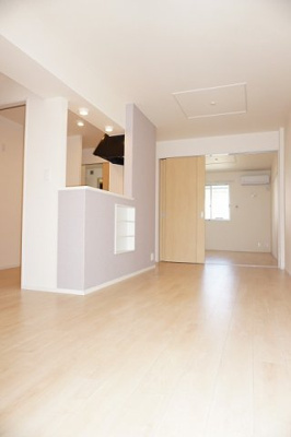 【内装】 | アルカーサⅡ | 内装は落ち着いています