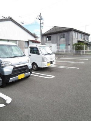 【駐車場】 | アクア・アルテＢ | 駐車場があります
