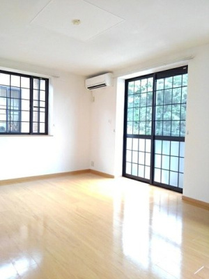 【居間・リビング】 | ブル－スカイＢ | 使いやすいリビングです