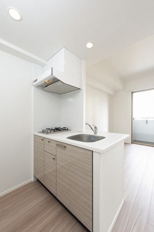 新品家具付きマンション呉服町23(KaGood福岡)のキッチン