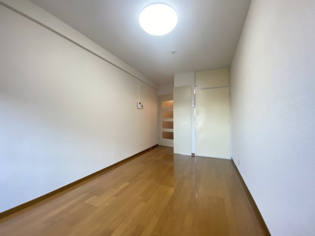 煉瓦館6の洋室|※画像は同物件別室となります。