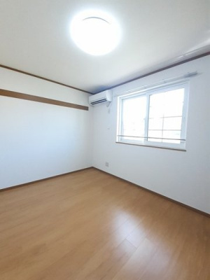 【内装】 | フォワージュⅡ | 内装は落ち着いています