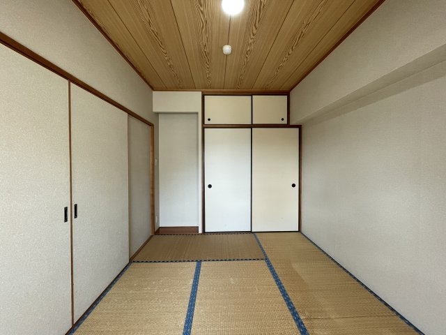 ベンタナヒルズ篠栗3号館の和室