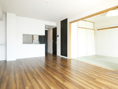 【居間・リビング】 | プラウド横濱ヒルトップ