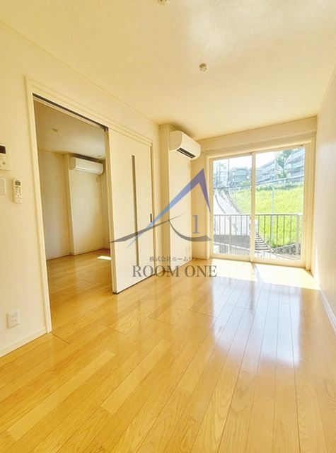 リバーサイド翠の居間・リビング|洋室のお部屋です。