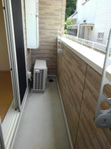 カーサ・ドマーニ　Ⅱのバルコニー|外からの目が気にならないバルコニーで洗濯物が干せます