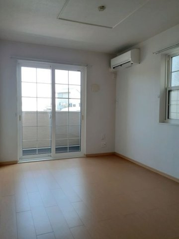 ルチェルナ　Ⅱの内装|内装は落ち着いています