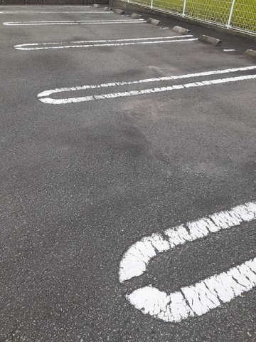 メラニー　Ａの駐車場|駐車場です