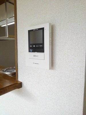 ラルジュ壱番館のセキュリティ|TVモニター付きで安心です☆