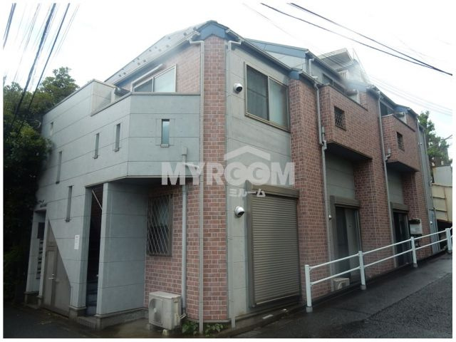 中野区上高田２丁目のアパートのエントランス|エントランス☆