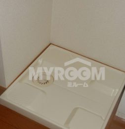 中野区上高田２丁目のアパートの設備|室内洗濯機置場