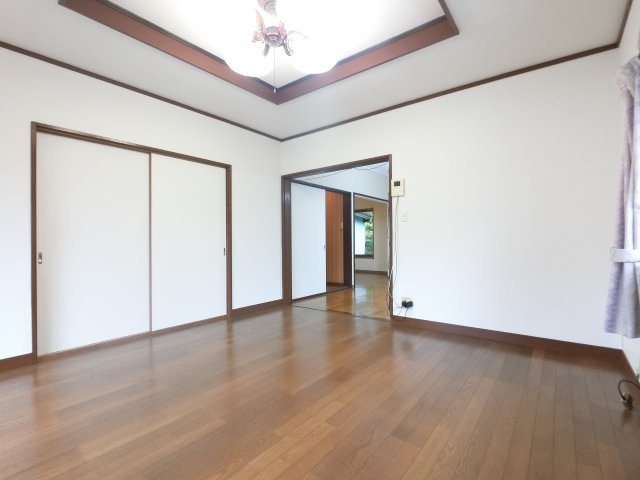 【居間・リビング】