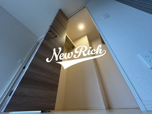 前橋市高井町１丁目のアパートの収納