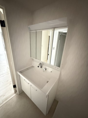 【独立洗面台】 | villa　le　Euphoria KITANO