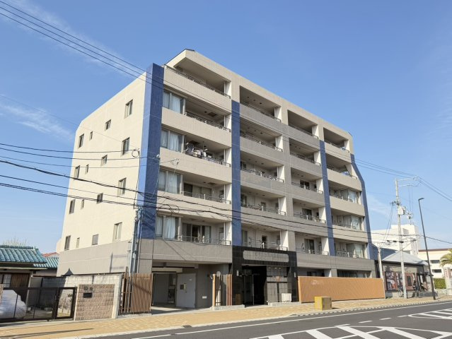 クレステージ甲子園口エスパスの外観