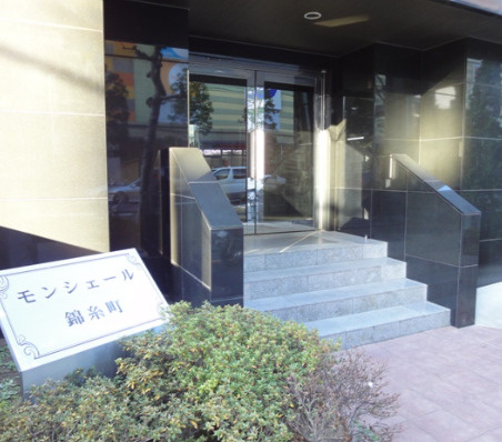 モンシェール錦糸町のエントランス