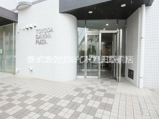 豊田ダイカンプラザのエントランス