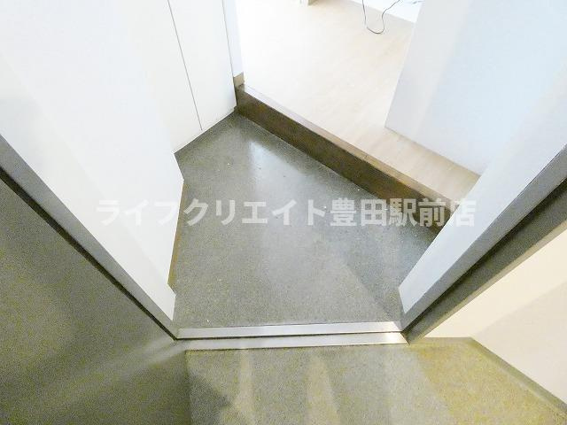 豊田ダイカンプラザの玄関