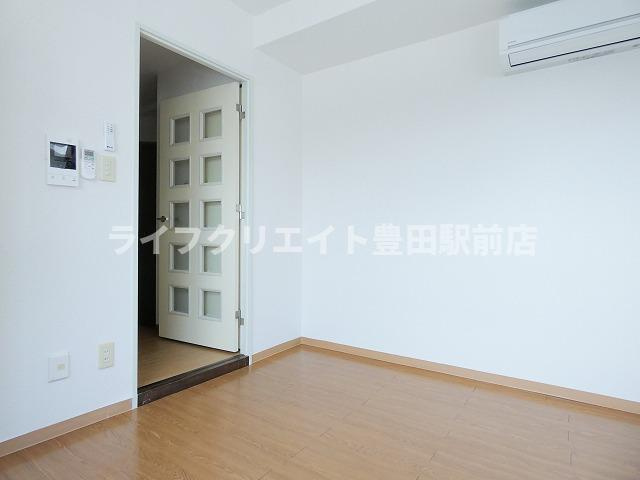 豊田ダイカンプラザの洋室