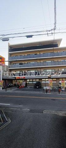 トリニティー豊中本町の駐車場
