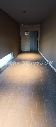 トリニティー豊中本町の居間・リビング