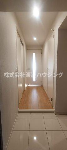 トリニティー豊中本町の玄関
