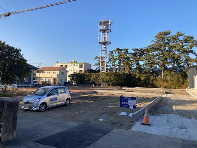 【外観】 | 静岡市清水区三保 7期 新築一戸建て 1号棟 | 現在建築中の外観画像です。ご内覧は同じメーカーの完成物件へご案内いたしますので、いつでもご相談ください！