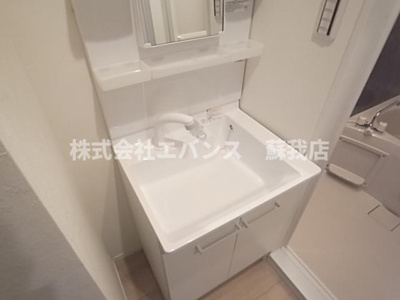 【独立洗面台】 | 新宿ガーデンHS | 朝の身支度には欠かせない独立洗面化粧台