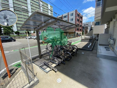  | D-room Hakata East