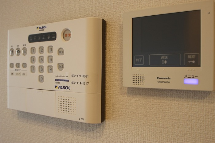 D-room博多駅南のセキュリティ