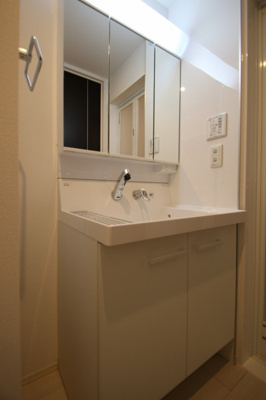 【洗面所】 | D-room博多駅南 | シンプルで使いやすい洗面台です！