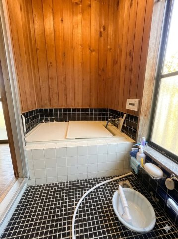 土地300坪超・11年前リノベ・立地も良好な那須の物件♪那須町高久乙の浴室