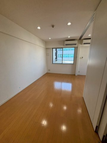 レニール本駒込の居間・リビング