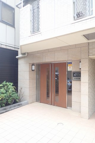 カテリーナ文京湯島の外観