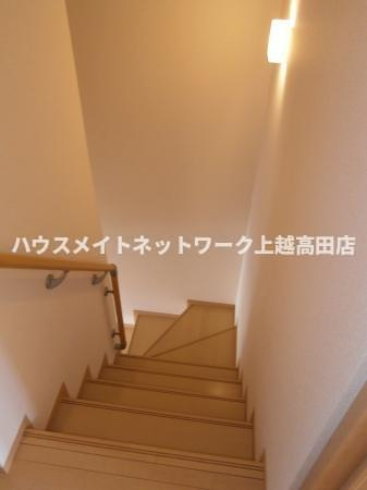 ラフィーネ姫川のその他|階段