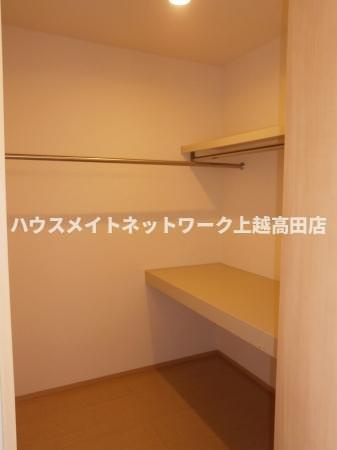 ラフィーネ姫川の収納|ウォークインクローゼット