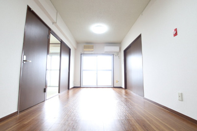 （照明は設備ではありません)