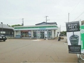 ウィステリア・Ｓの周辺|ファミリーマートまで600m