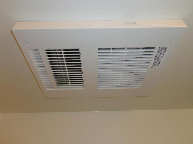 【設備】 | シャルム | 浴室換気乾燥機