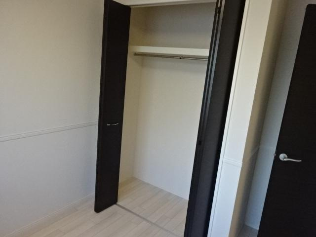 リラ・コンフィの収納|クローゼット（イメージ）