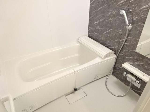 リラ・コンフィの浴室|バス（イメージ）