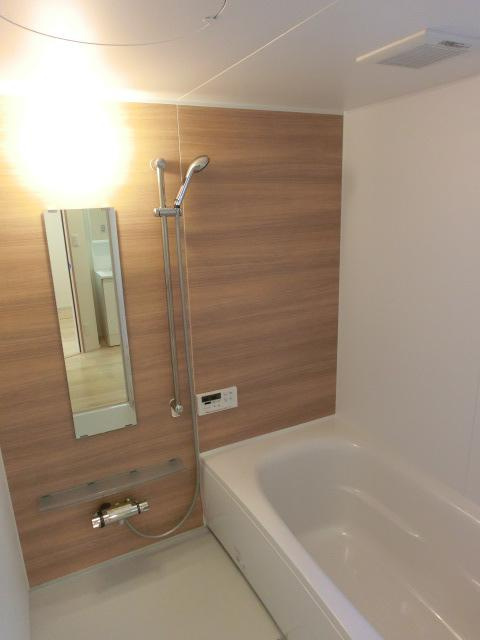 エルメゾン花尻の浴室